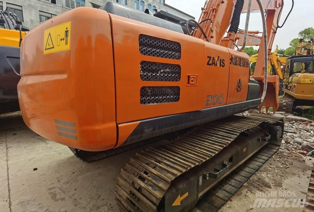 Hitachi ZX 200 Raupenbagger