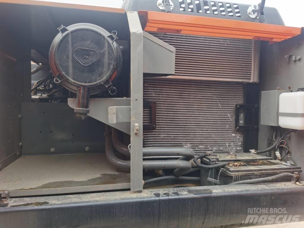 Hitachi ZX 200 Raupenbagger