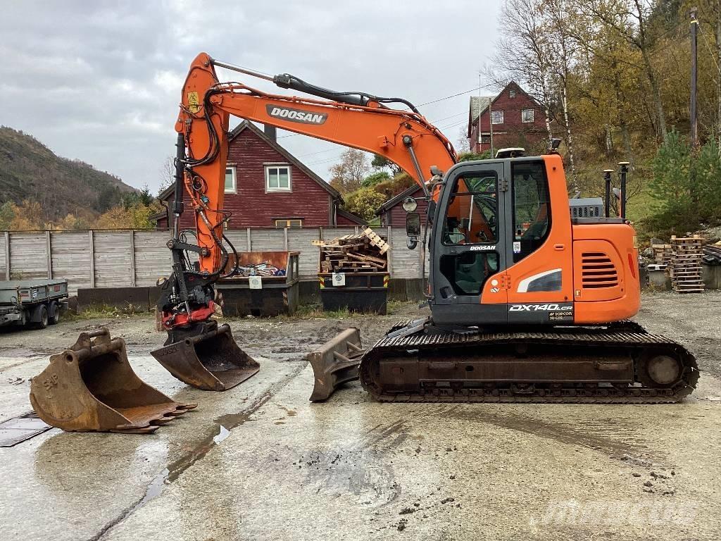 Doosan DX140LCR-5 Raupenbagger