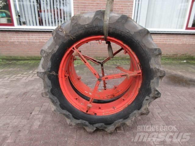 Goodyear 13.6/36 Reifen