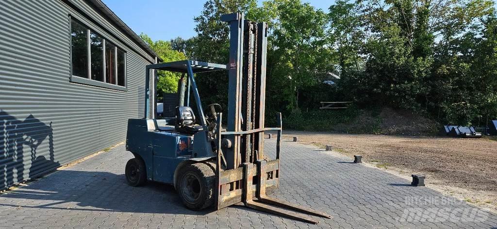 Clark 3 ton diesel Andere Gabelstapler