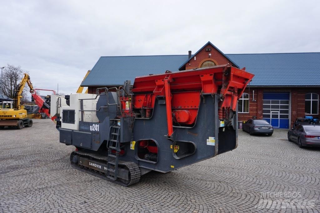Sandvik QJ 241 Mobile Brecher