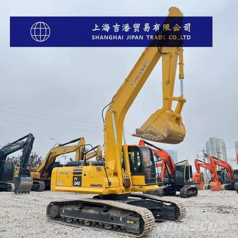 Komatsu PC 240-8 Raupenbagger
