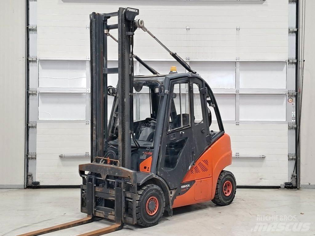 Linde H25D-02 Dieselstapler