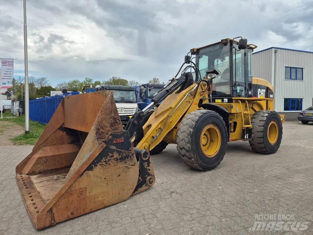CAT 930G Radlader