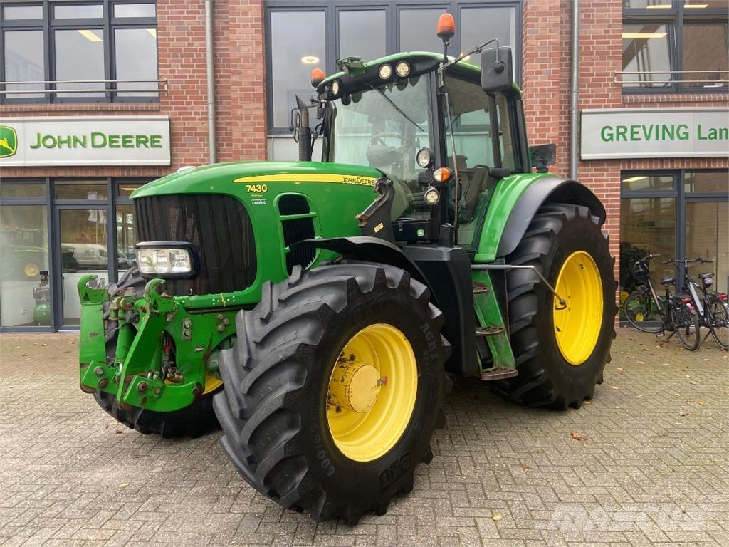John Deere 7430 Traktoren