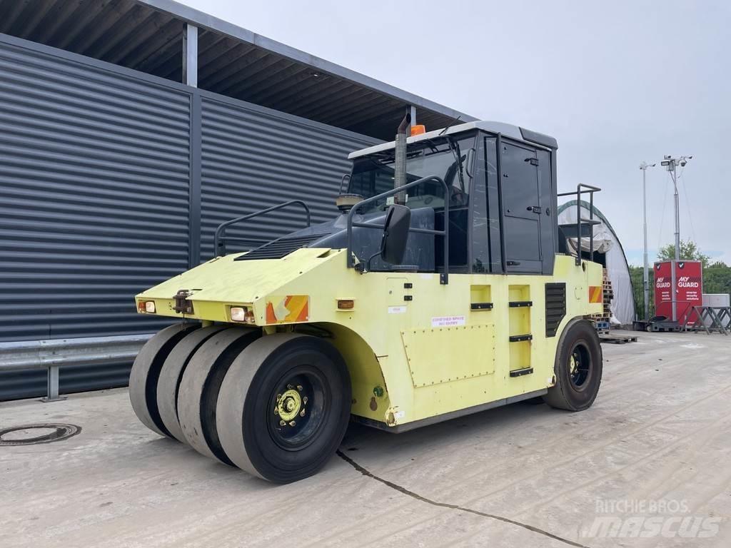 Ammann AP 240 Gummiradwalzen