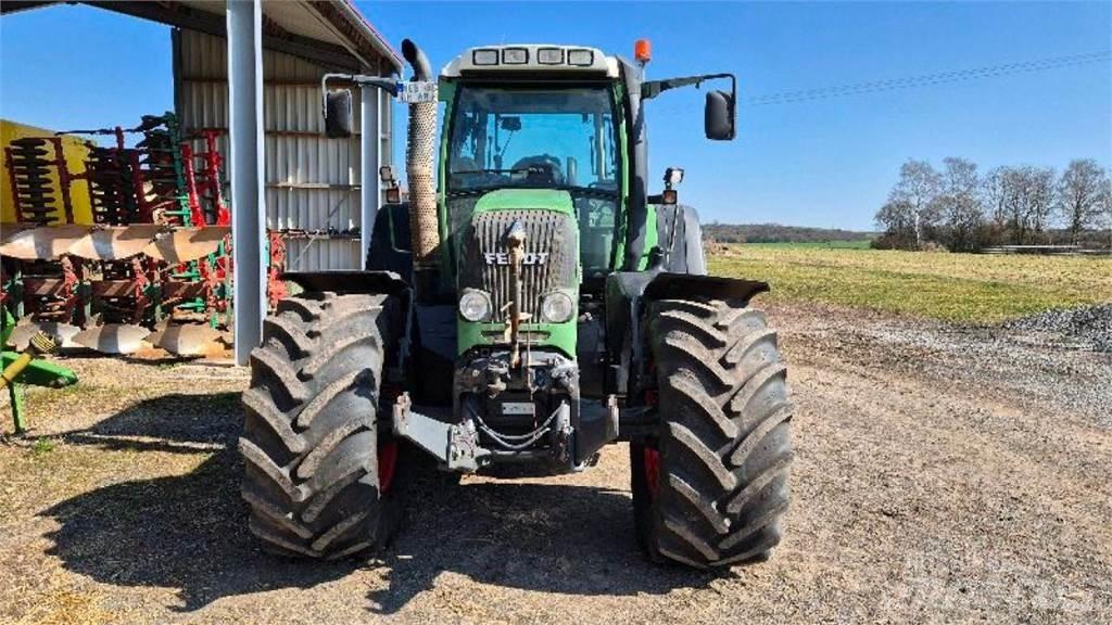 Fendt Vario 820 Traktoren