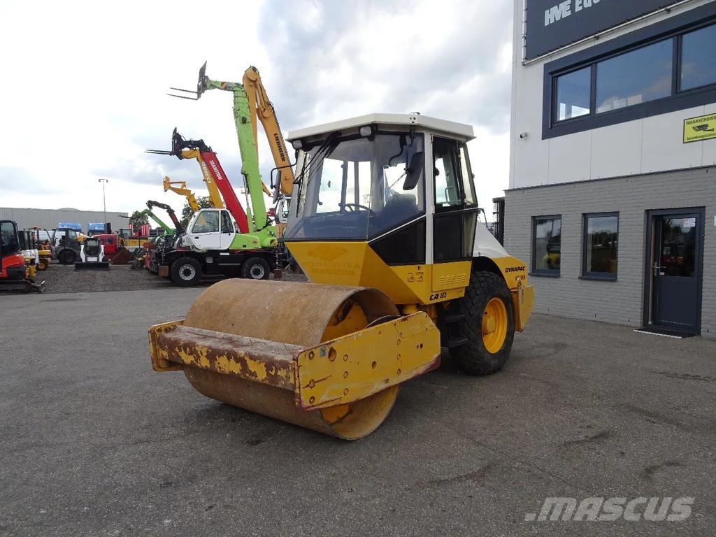 Dynapac CA152D Gummiradwalzen