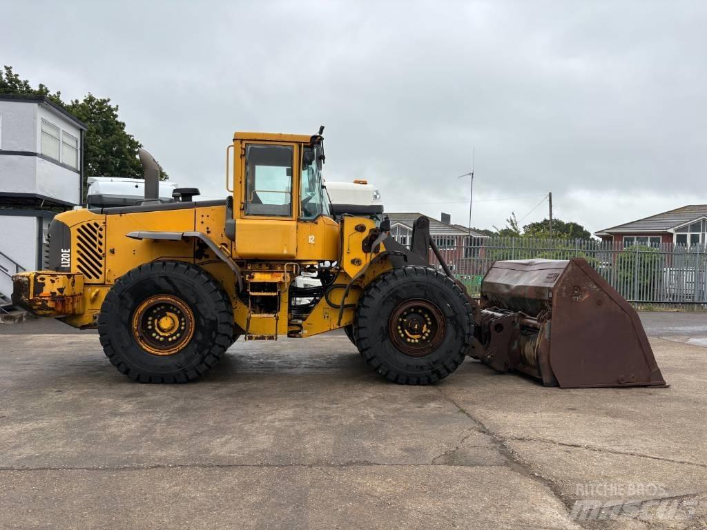 Volvo L 120 E Radlader