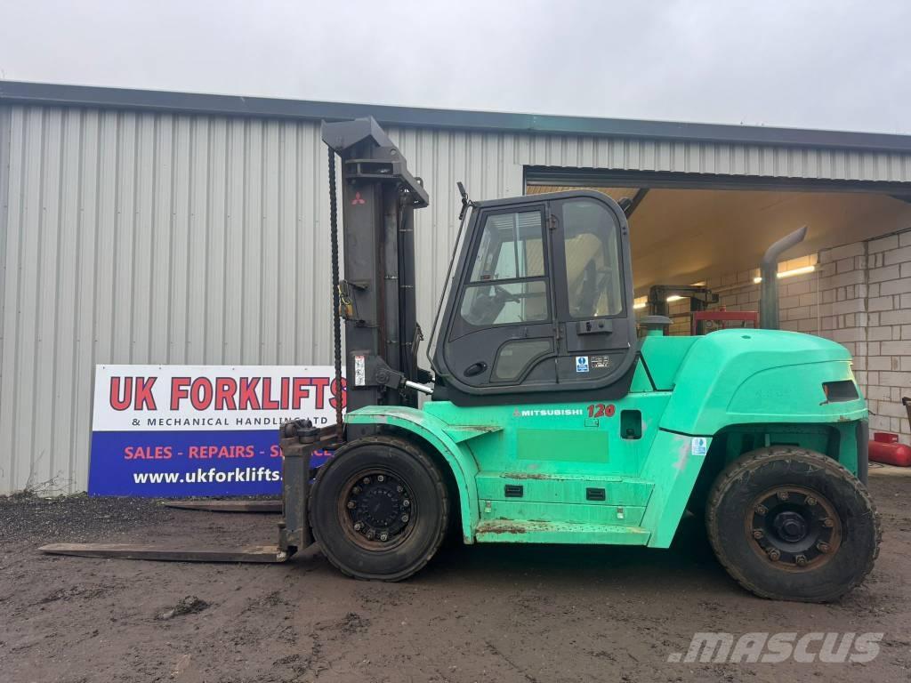 Mitsubishi FD120N Dieselstapler