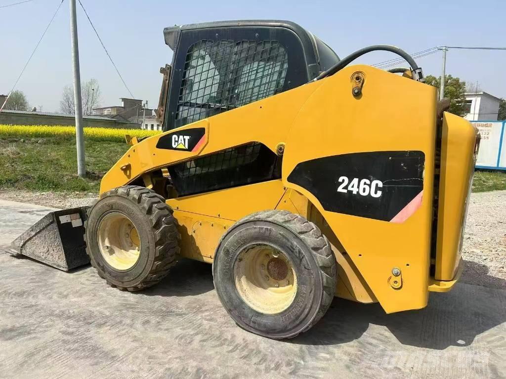 CAT 246 C Kompaktlader