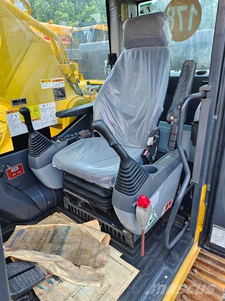 Komatsu PC 400 LC-8 Raupenbagger