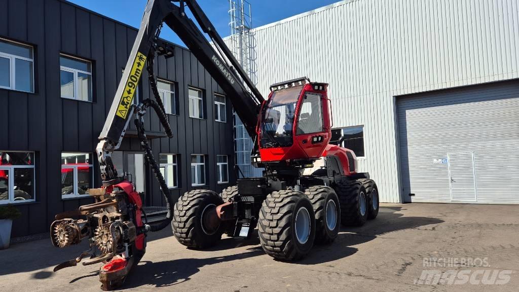 Komatsu 931 XC Harvester