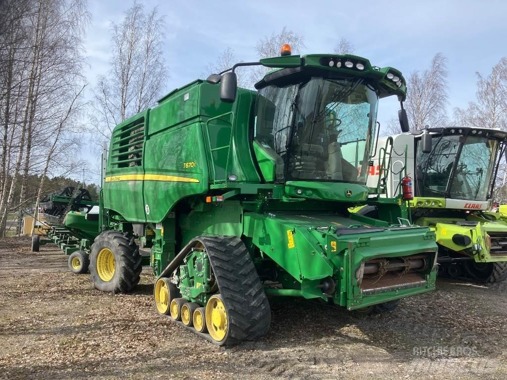 John Deere 670i Mähdrescher