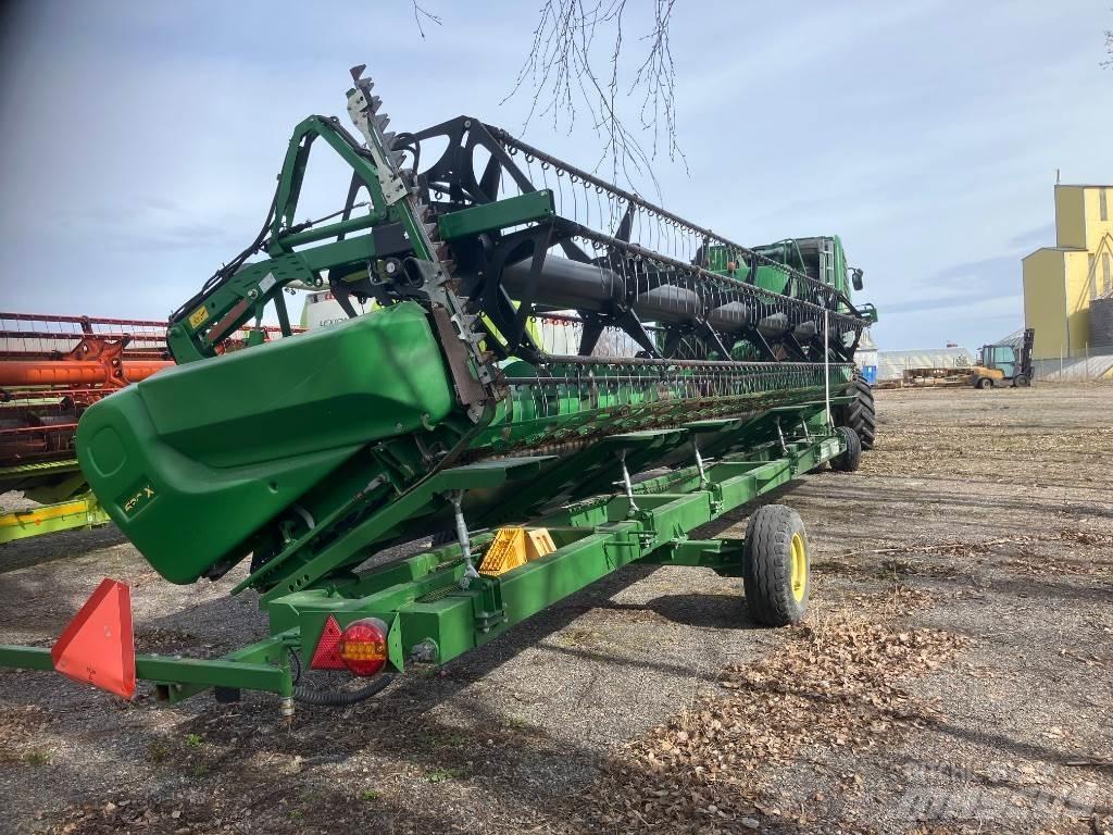 John Deere 670i Mähdrescher