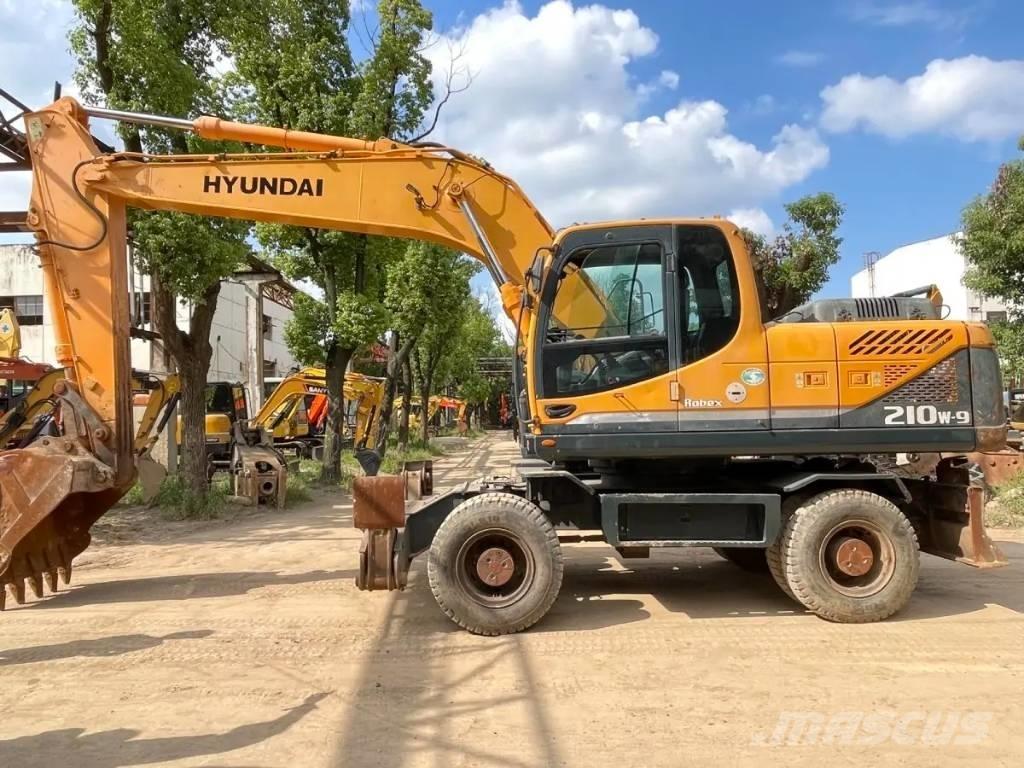 Hyundai R210W-9 Mobilbagger