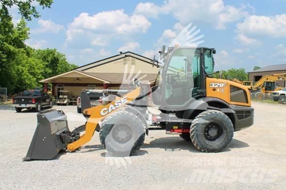 CASE 321F Radlader