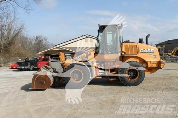 CASE 621F Radlader