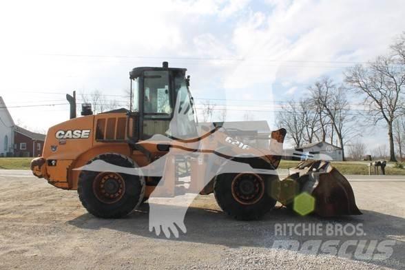 CASE 621F Radlader