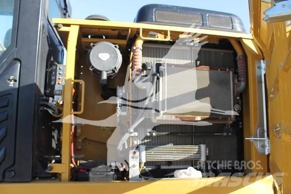 CAT 323FL Raupenbagger