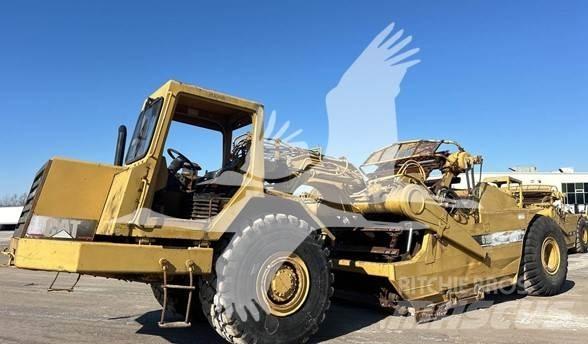 CAT 615C II Schaber