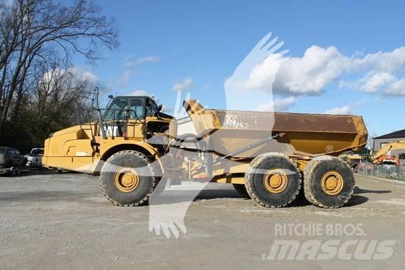 CAT 745C Dumper - Knickgelenk