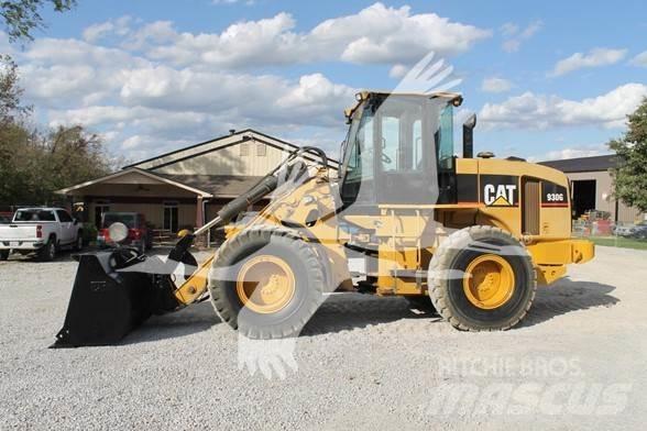 CAT 930G Radlader