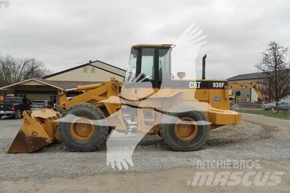 CAT 938F Radlader