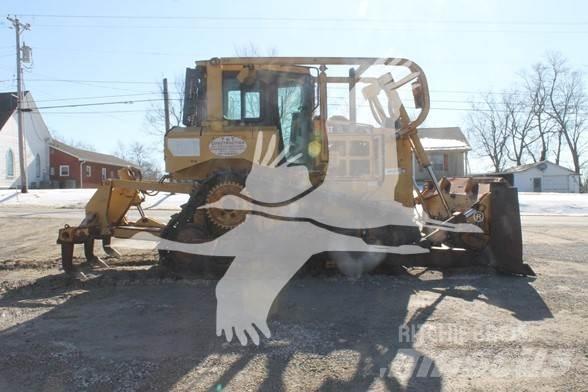 CAT D6T XL Bulldozer