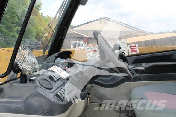 CAT TH407C Teleskoplader