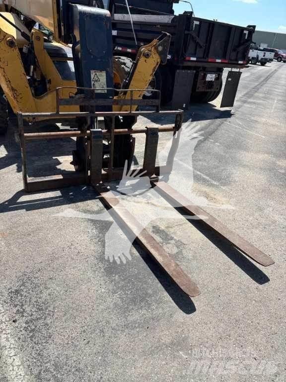 CAT TL943D Teleskoplader
