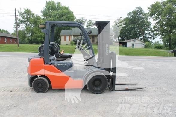 Toyota 8FGU25 Dieselstapler