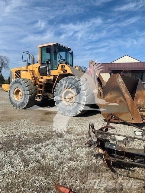 Volvo L220F Radlader