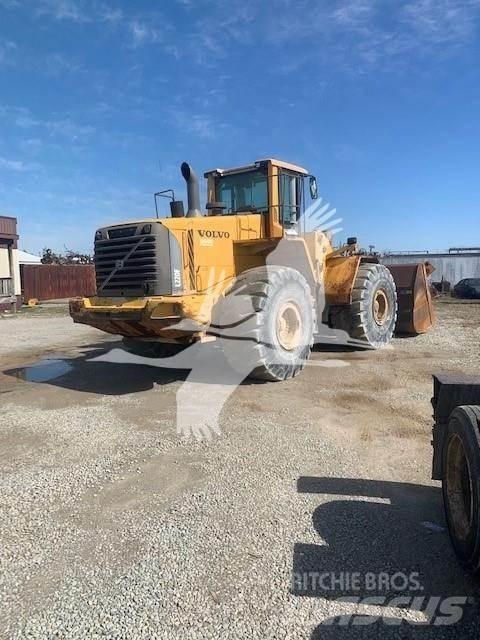 Volvo L220F Radlader