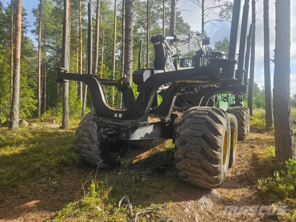 John Deere 1510G Forwarder