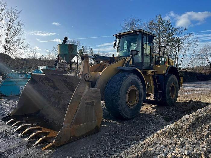 CAT 966M Radlader