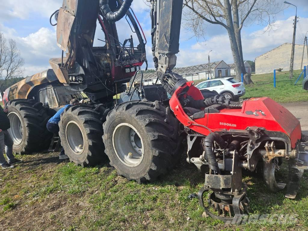 Komatsu C 144 Harvester