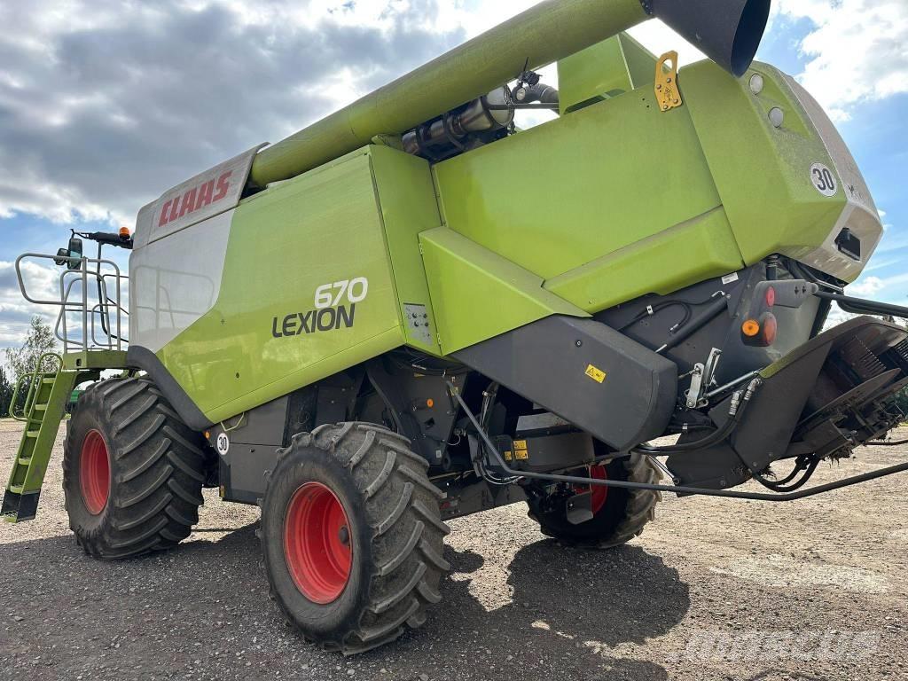 CLAAS Lexion 670 Mähdrescher
