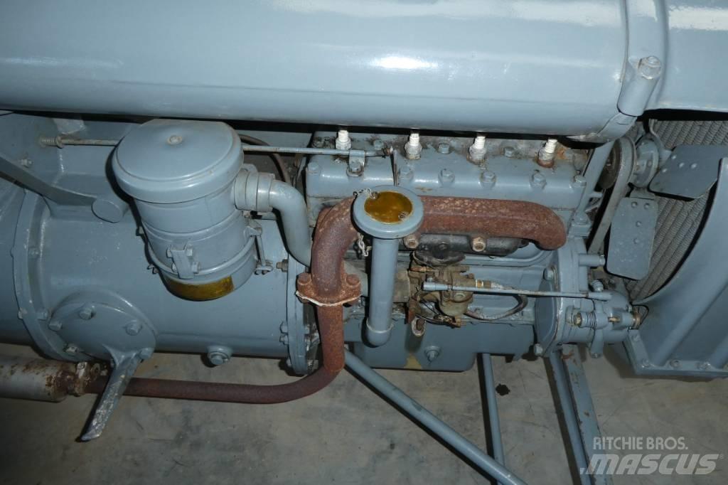 Ferguson type a Traktoren