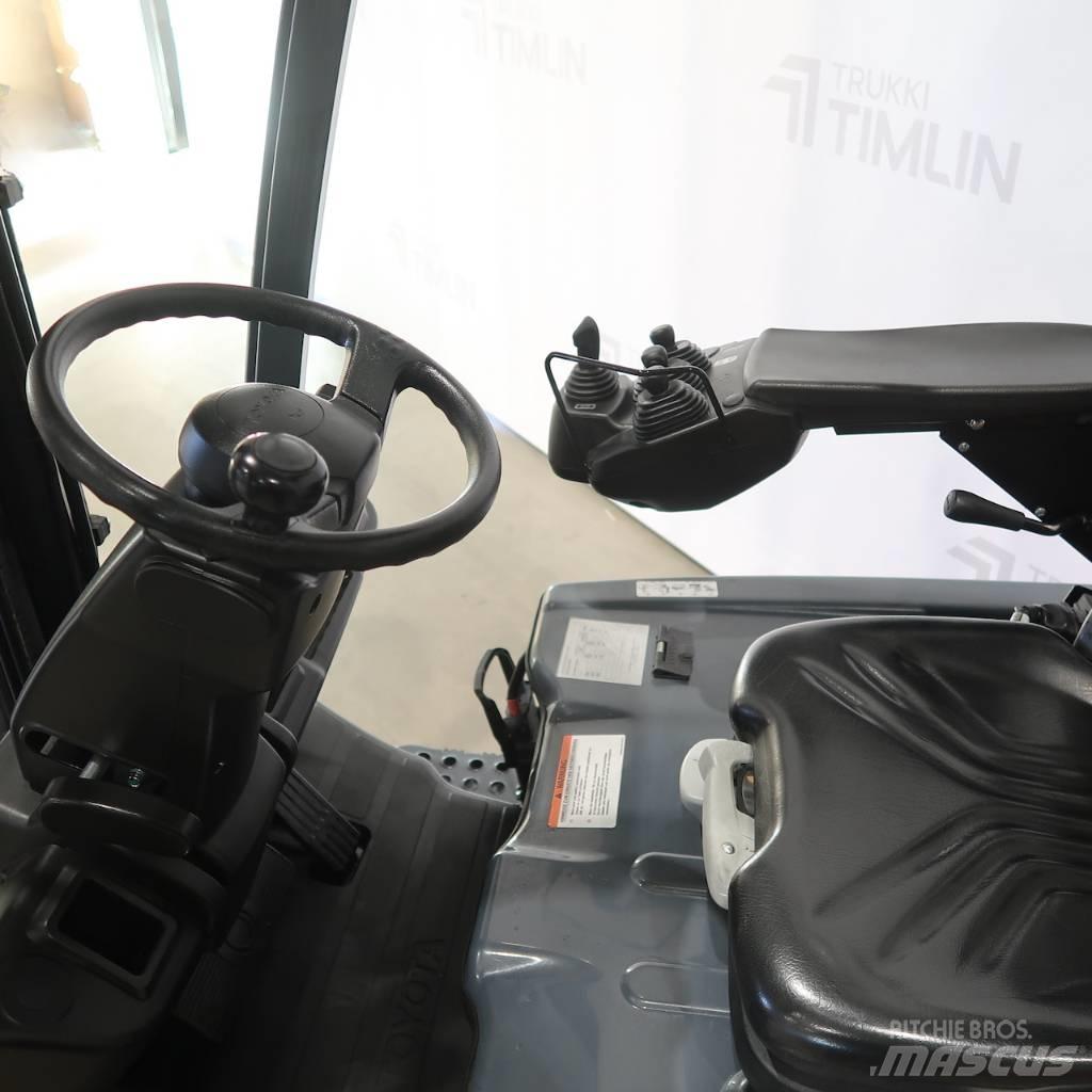 Toyota 8FBEK16T Elektrostapler