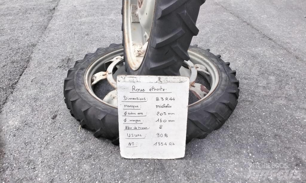 Michelin 8.3R44 Reifen