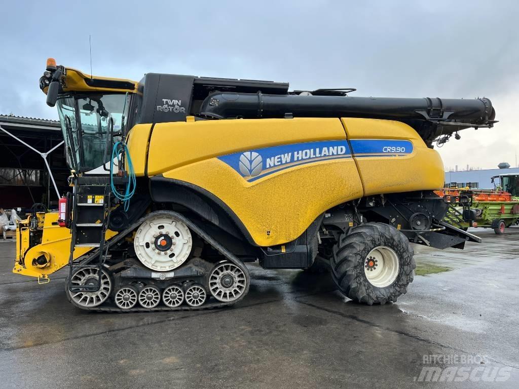 New Holland CR 9.90 Mähdrescher
