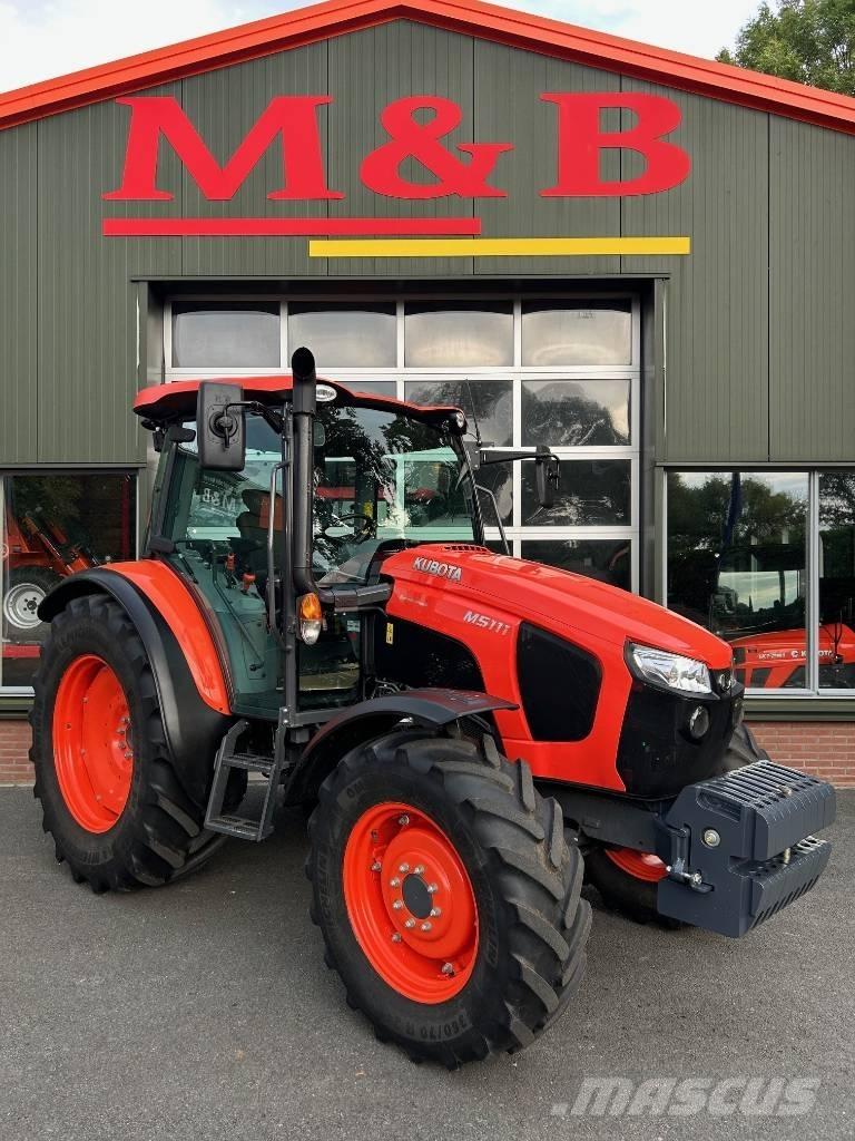Kubota M 5-111 Traktoren