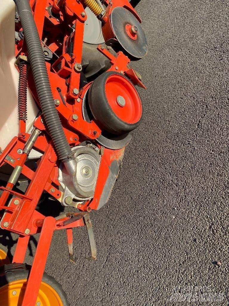 Kuhn Planter 2 Präzisionssaatmaschinen