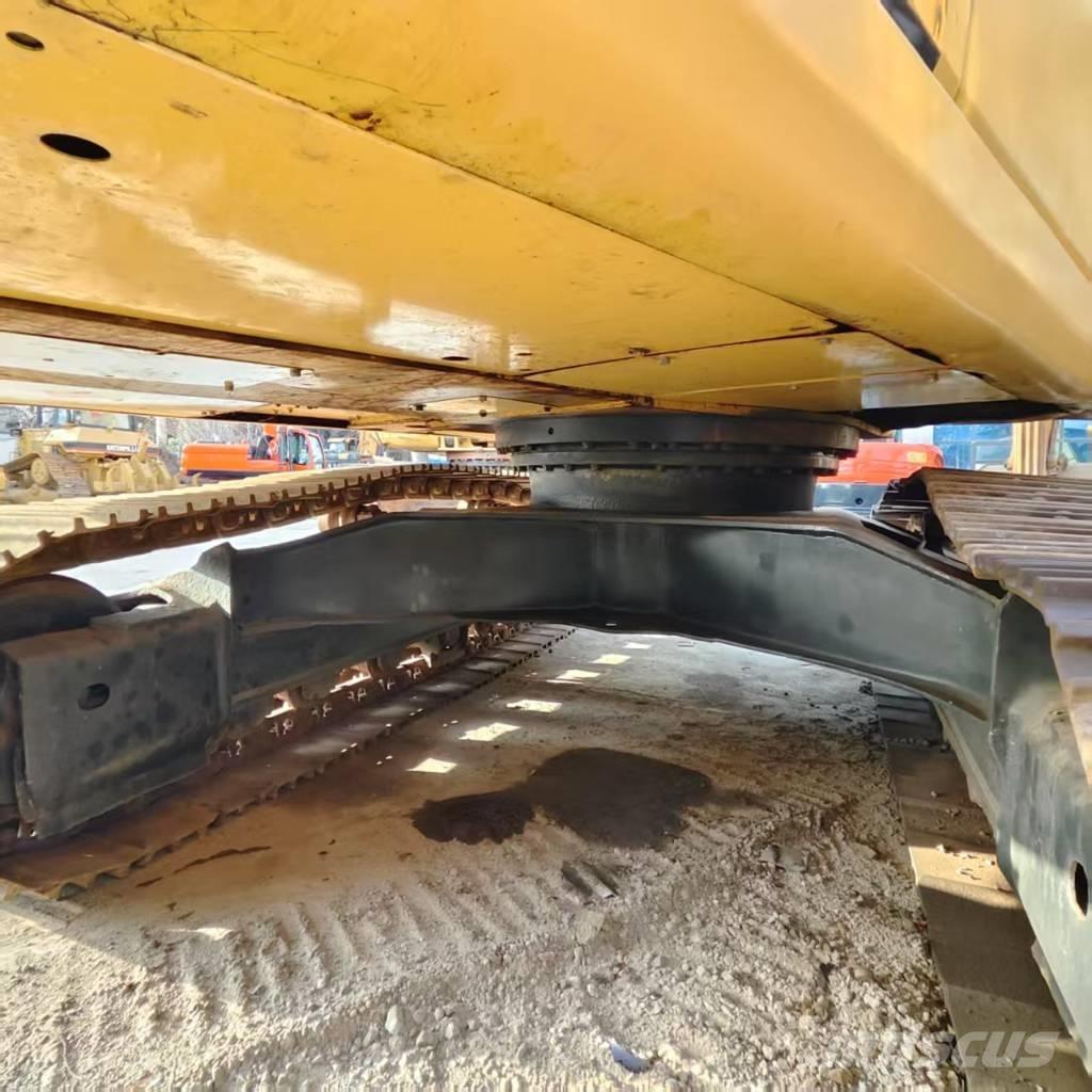 Komatsu PC 200-7 Raupenbagger