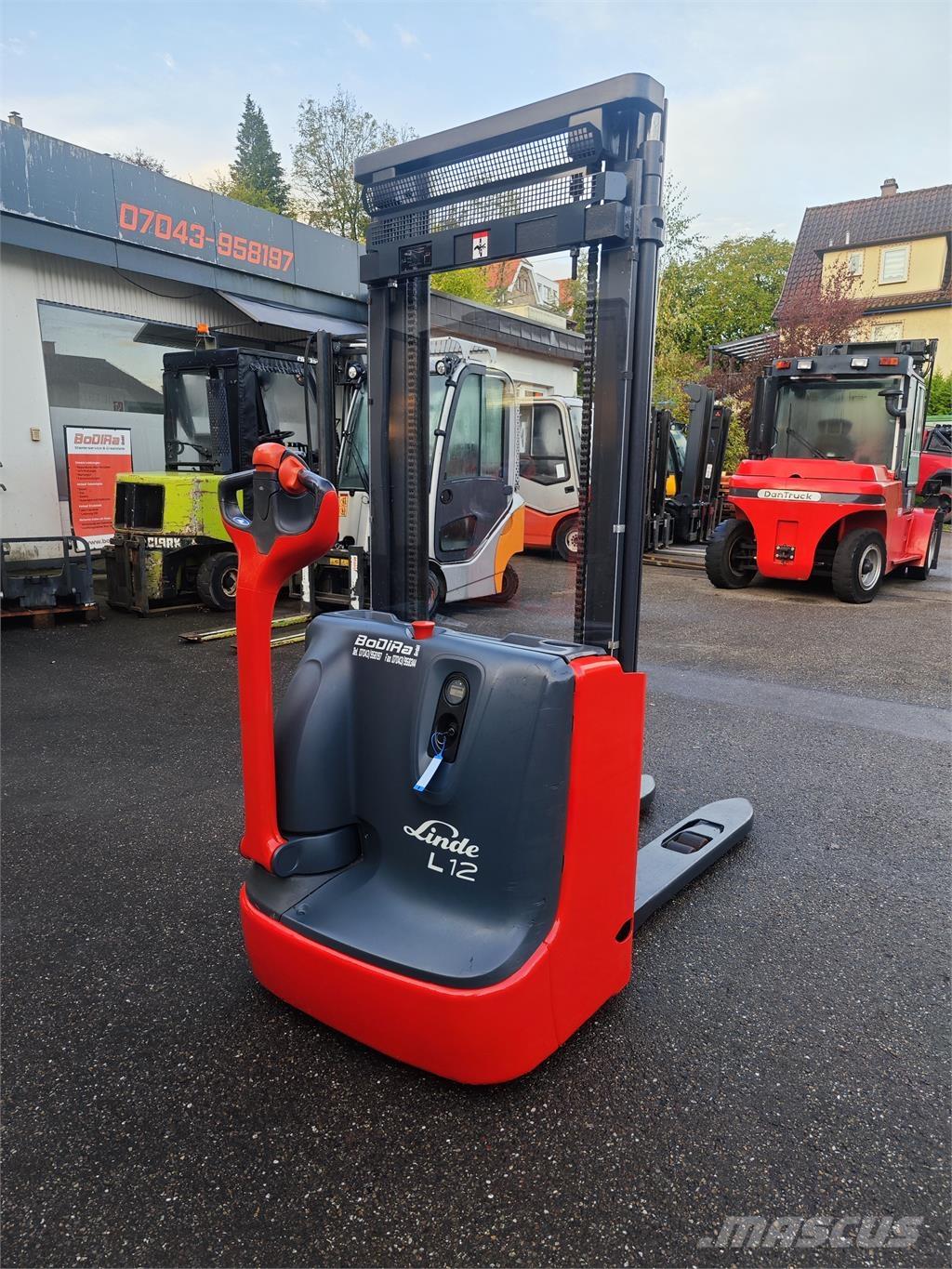 Linde L 12 Selbstfahrstapler