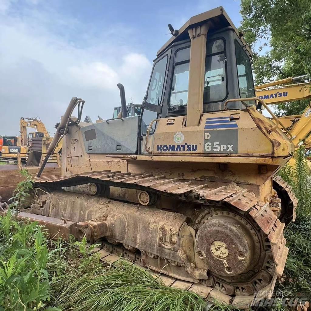 Komatsu D 65 P-12 Bulldozer