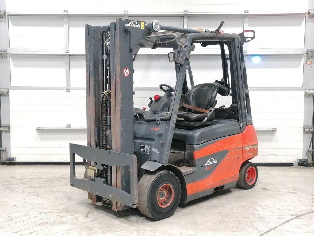 Linde E30-01 Elektrostapler