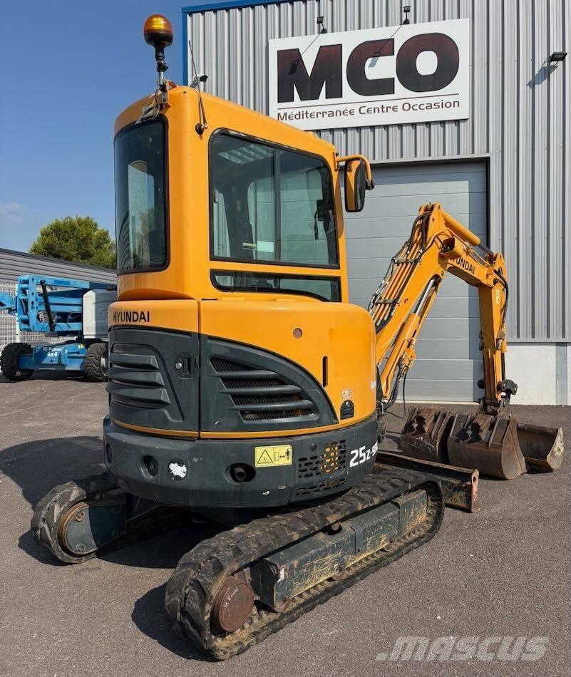 Hyundai R25Z-9 AK Minibagger < 7t